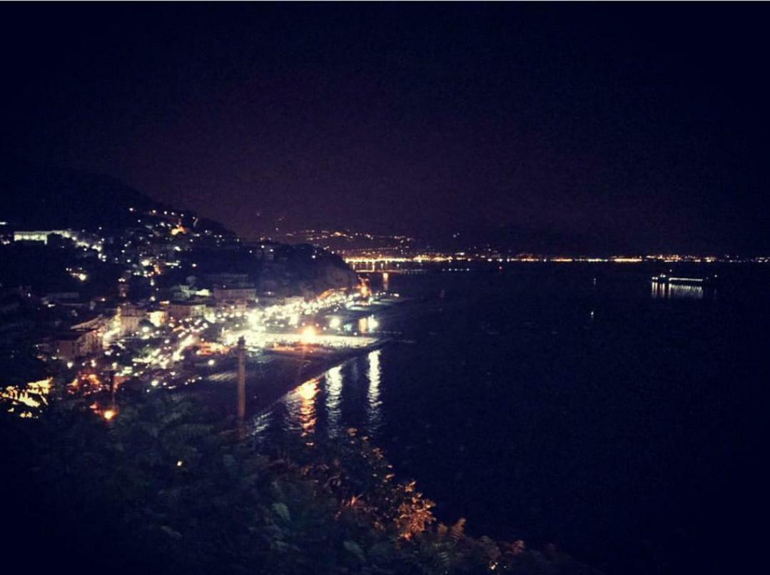 Casa Luisa Bed & Breakfast Salerno Dış mekan fotoğraf