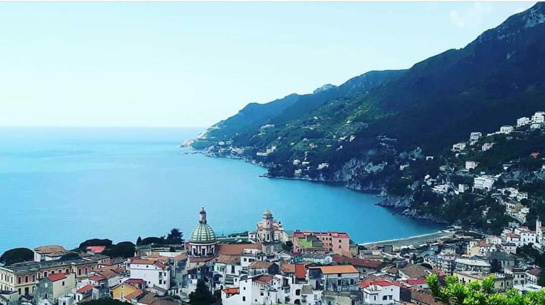 Casa Luisa Bed & Breakfast Salerno Dış mekan fotoğraf